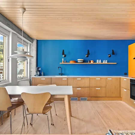 Unique Gem Overlooking The World Famous Bryggen * 卑爾根