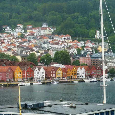 Apartamento Unique Gem Overlooking The World Famous Bryggen *