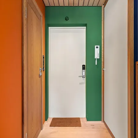 Unique Gem Overlooking The World Famous Bryggen Daire *