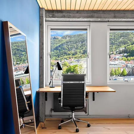 Unique Gem Overlooking The World Famous Bryggen *