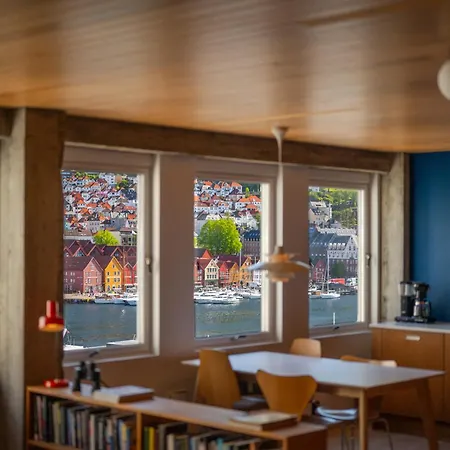 Unique Gem Overlooking The World Famous Bryggen Apartamento *
