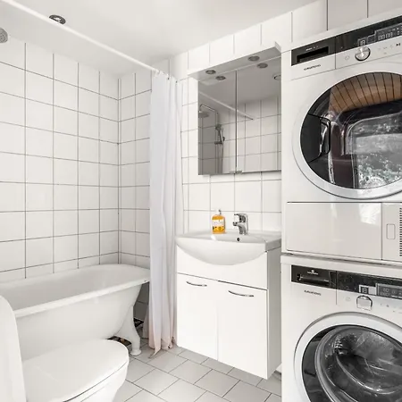 Unique Gem Overlooking The World Famous Bryggen Bergen