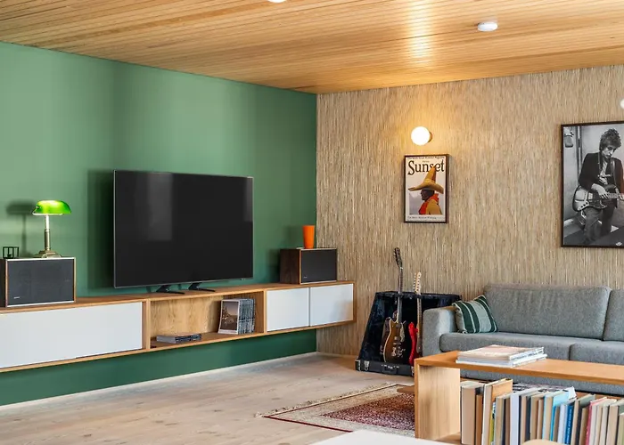 Unique Gem Overlooking The World Famous Bryggen Appartamento Bergen