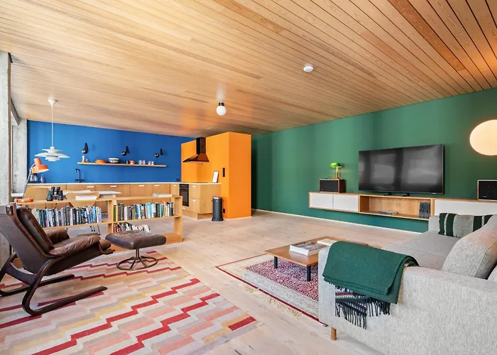 Unique Gem Overlooking The World Famous Bryggen