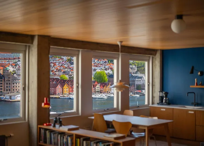 Unique Gem Overlooking The World Famous Bryggen Appartamento *
