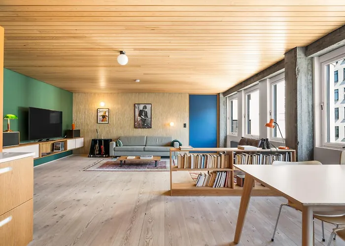 Unique Gem Overlooking The World Famous Bryggen Appartamento